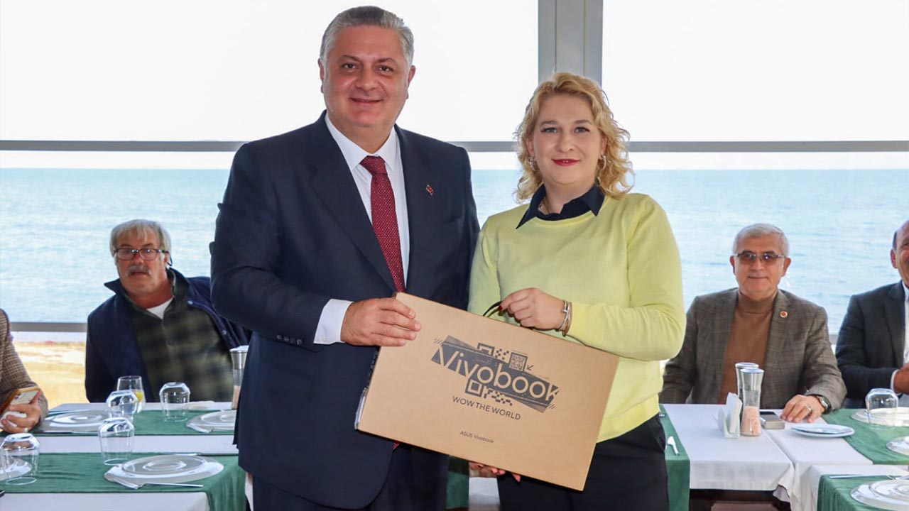 Yalova Belediye Baskan Merkez Mahalle Muhtar Toplanti (4)