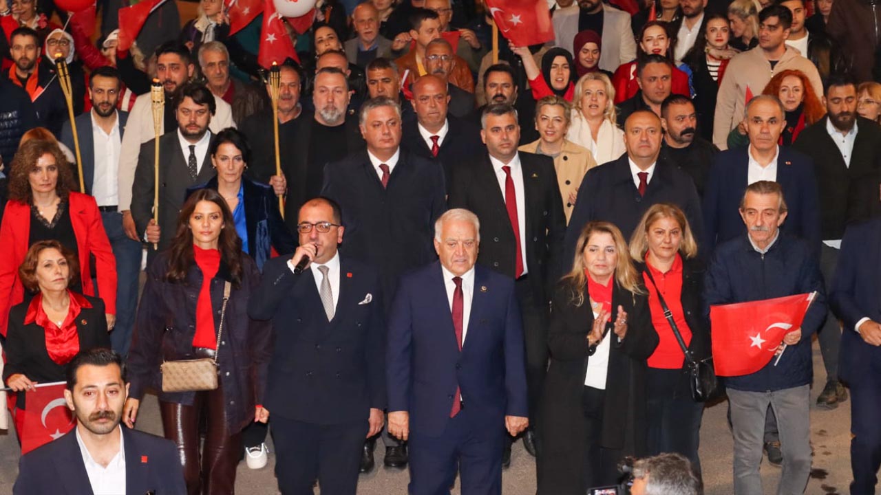 Yalova Belediye Valilik Cumhuriyet Bayram Kutlamalar Ceren Ozdemir (12)