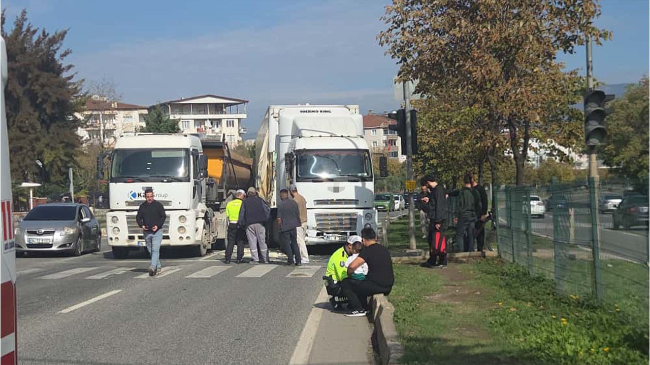 Yalova Bursa Orhangazi Tir Otomobil Kaza Facia Yarali (3)