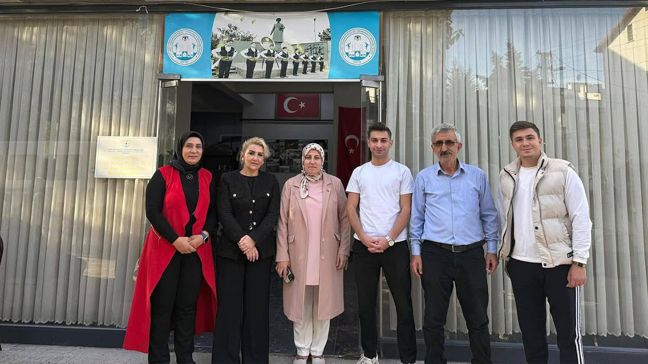Yalova Ciftlikkoy Erzurumlular Dernegi Cag Kebabi Gunu (3)