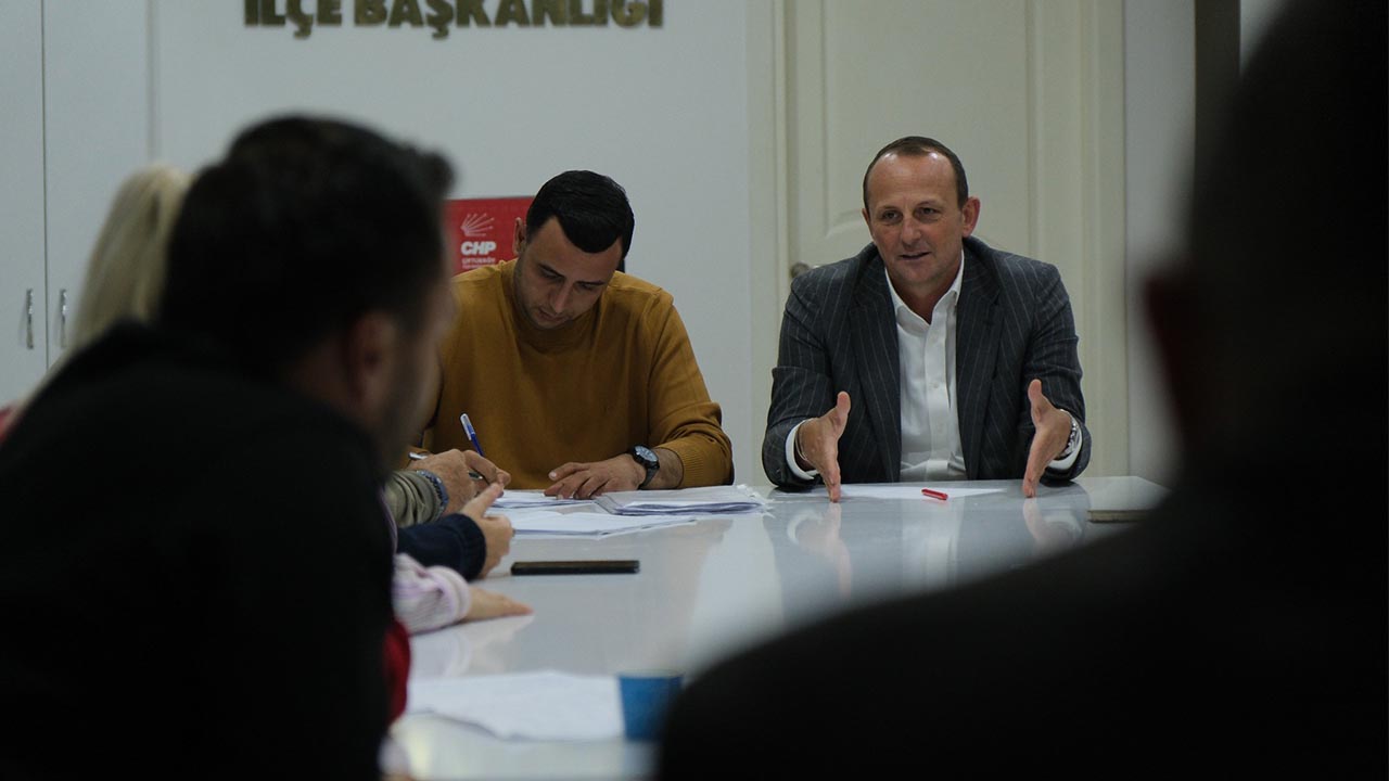 Yalova Ciftlikkoy Ilce Chp Belediye Baskan Toplanti Hedefler (4)