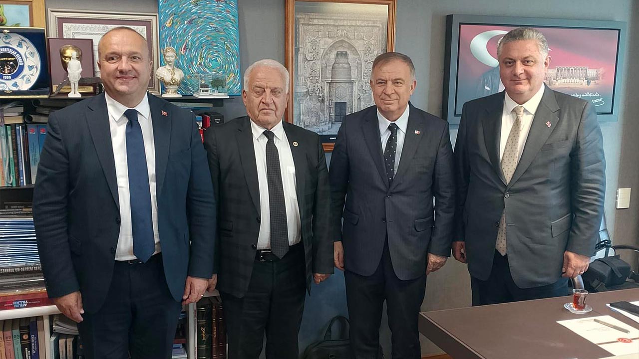 Yalova Cinarcik Belediye Baskan Vekil Chp Grup Toplantisi Katilim Yerel Yonetimler (2)