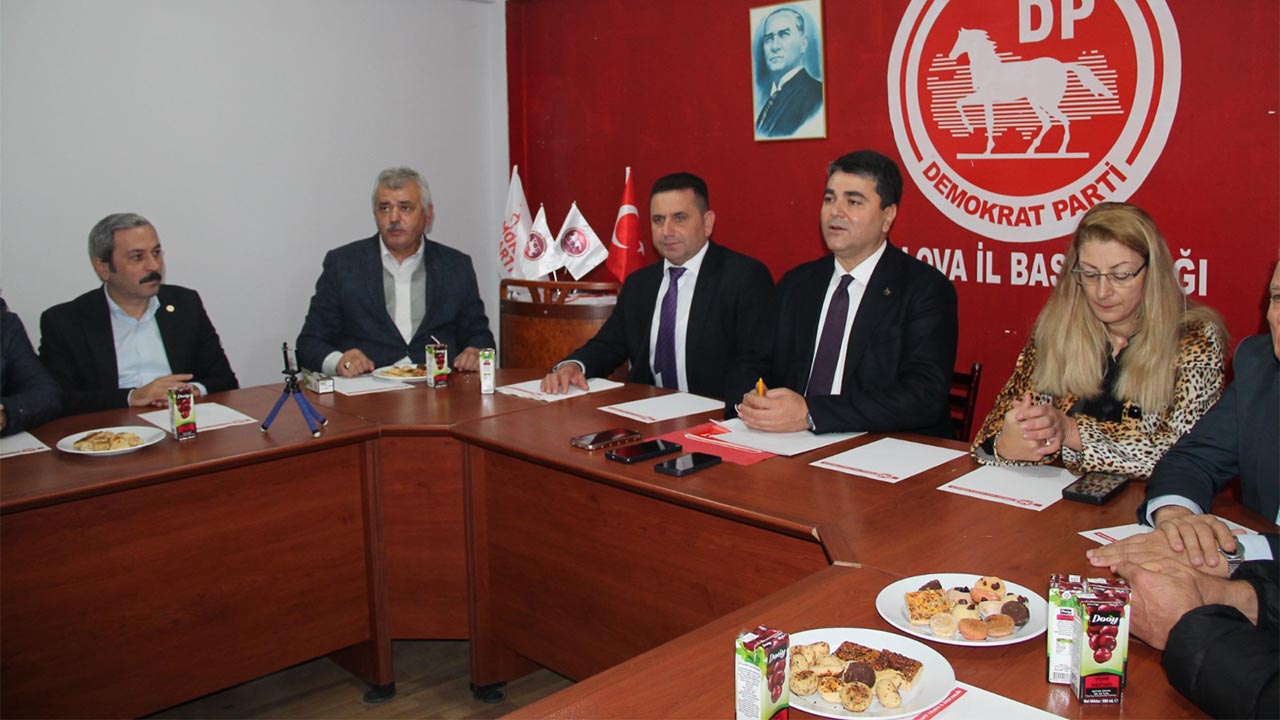 Yalova Demokrat Parti Genel Basan Gultekin Uysal Basin Toplanti Aciklama Haber (1)