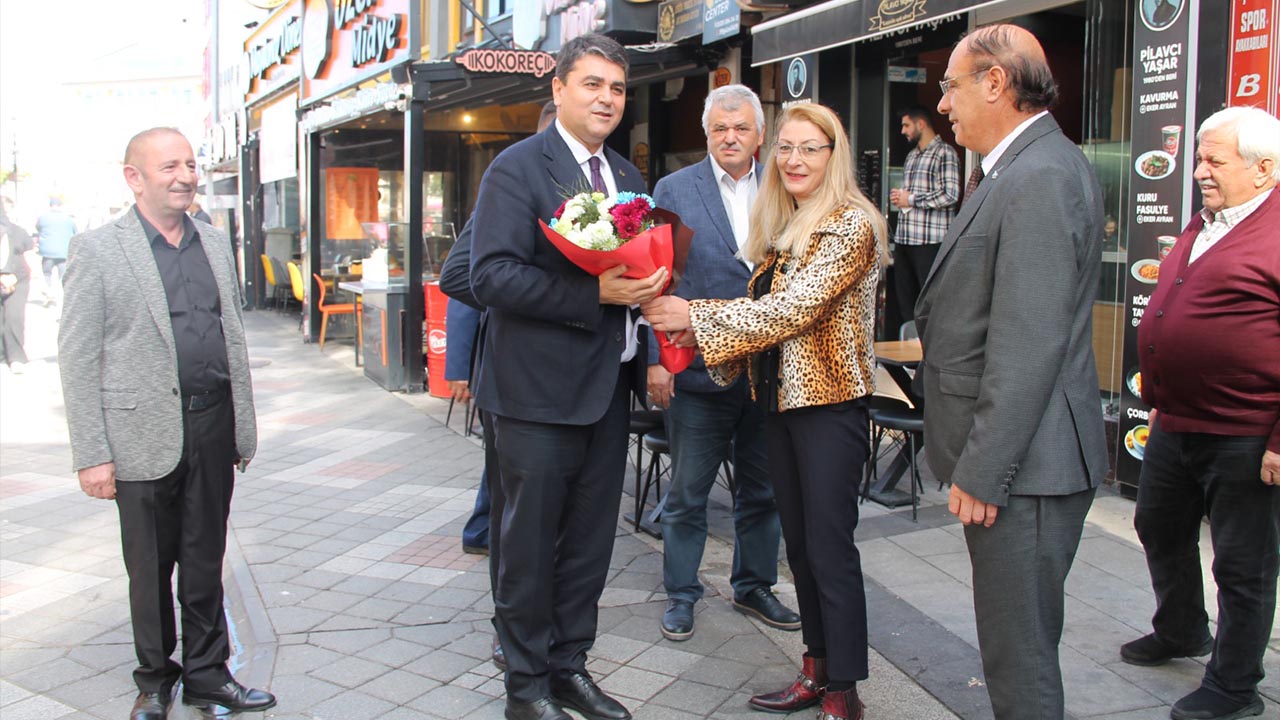 Yalova Demokrat Parti Genel Basan Gultekin Uysal Basin Toplanti Aciklama Haber (3)
