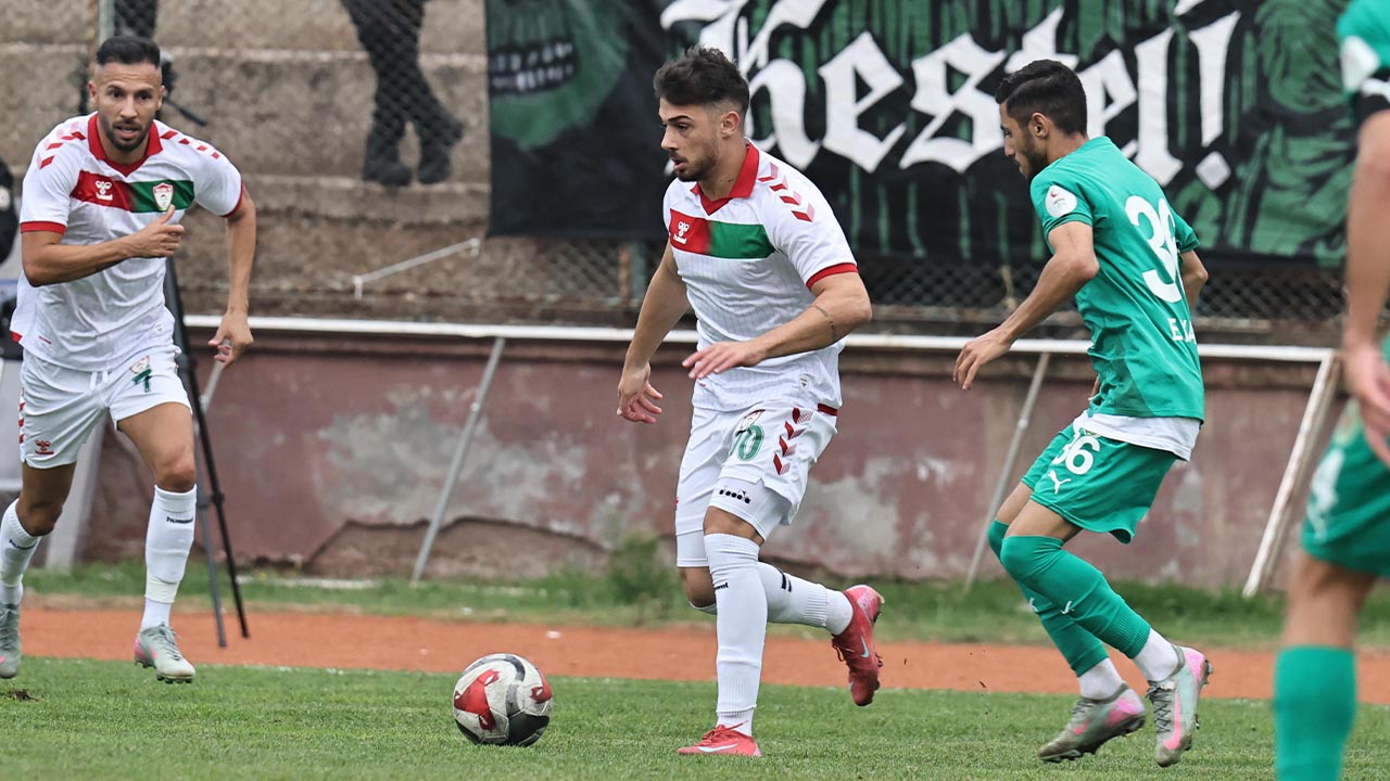 Yalova Fk Kestel Maglubiyet Ucuncu Lig (5)