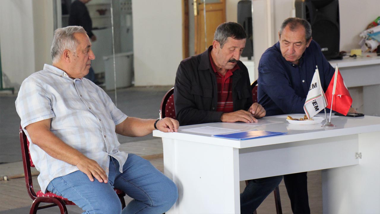 Yalova Folklor Egitim Merkez Yafem Kongre Baskan Secim (5)
