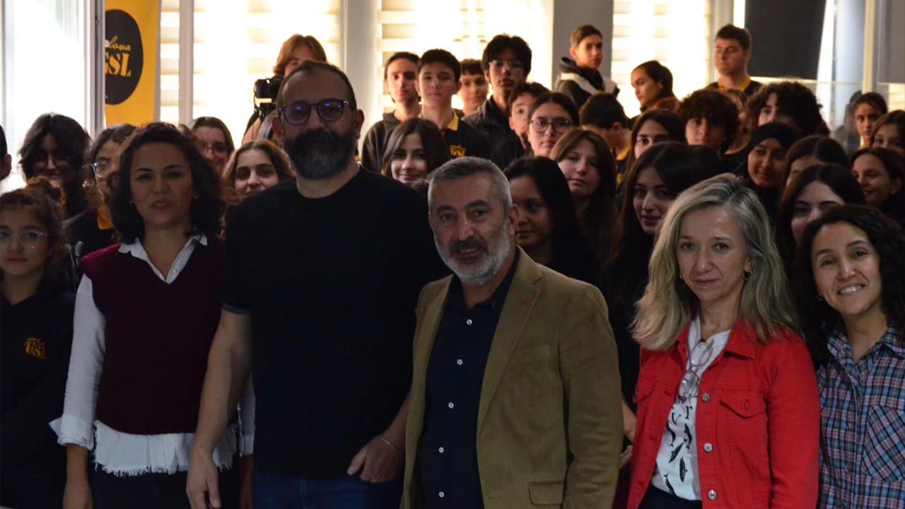 Yalova Guzel Sanatlar Lisesi Cizgi Roman Sanatcisi Soylesi (3)
