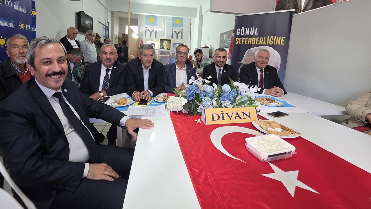 Yalova Iyi Parti Olagan Kurultay Kongre Ciftlikoy Cinarcik Ilce Baskanlik Secim (1)