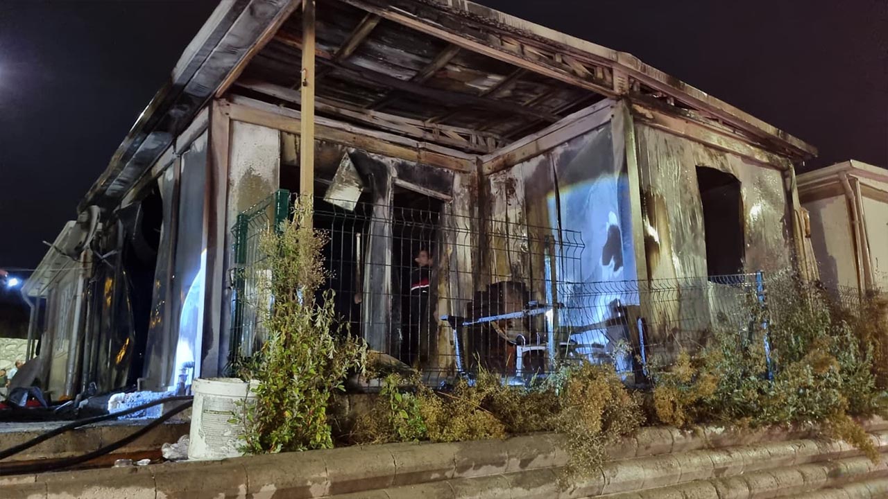 Yalova Kazimiye Konteyner Kent Yangin Afad Itfaiye (2)