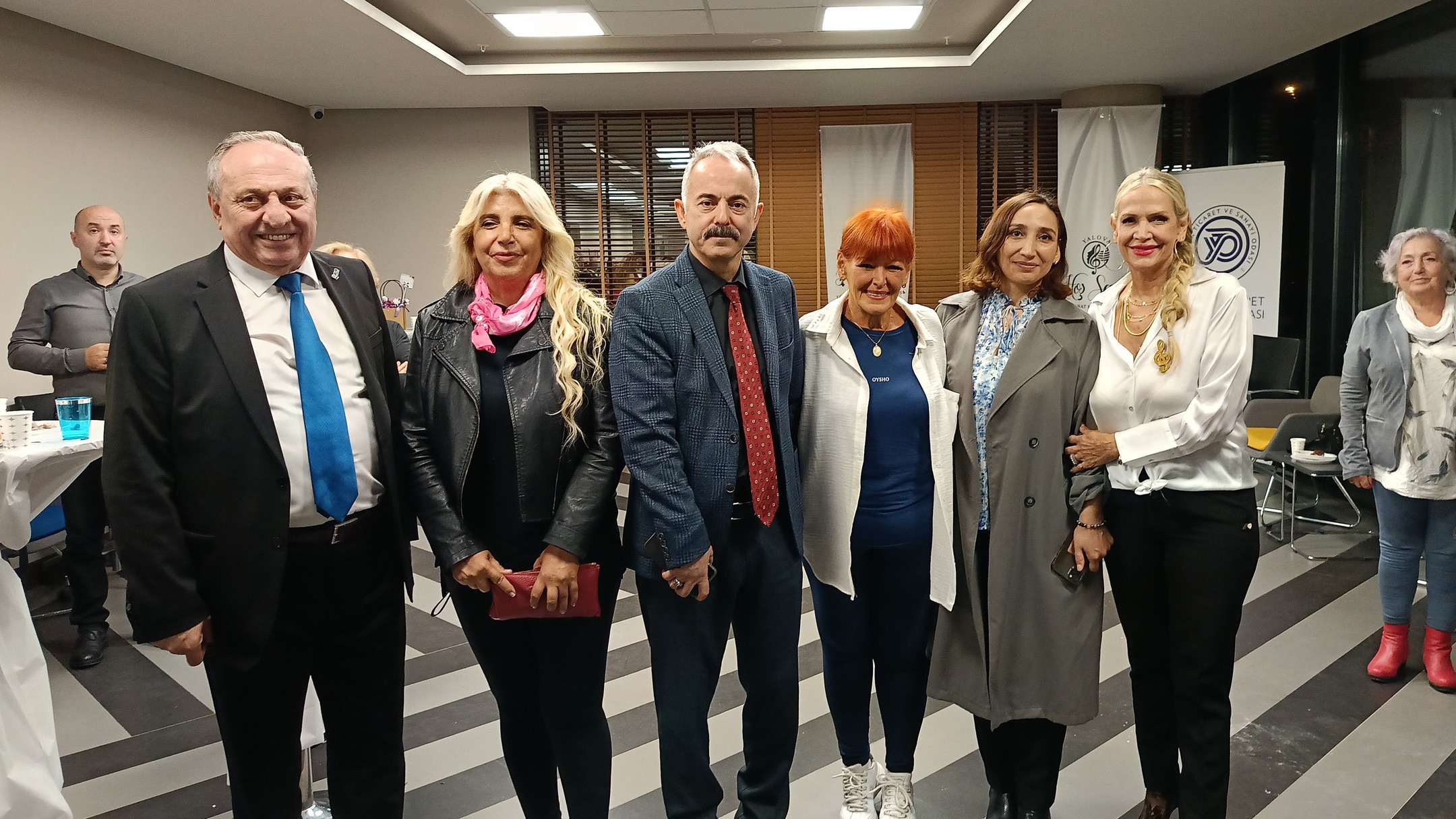 Yalova Kent Konseyi Hos Sada Korosu (2)