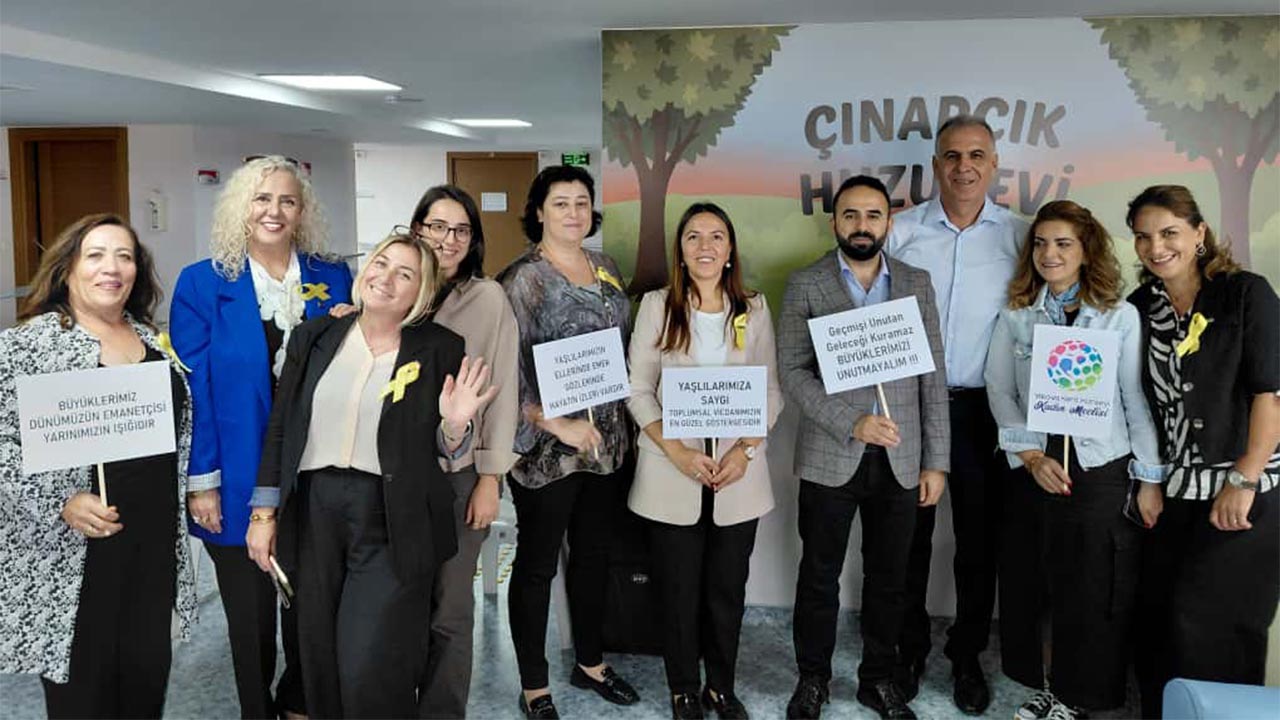 Yalova Kent Konseyi Kadin Meclis Dunya Yasllar Gun Kutlama (1)