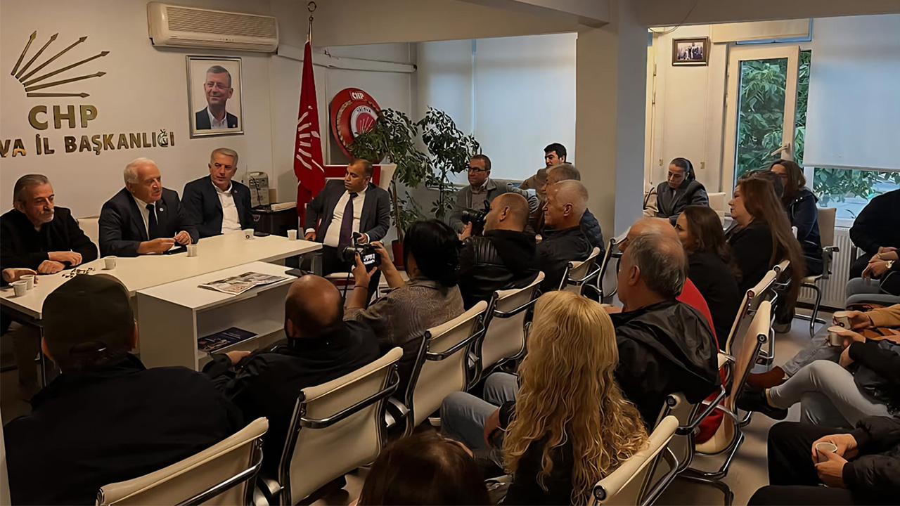 Yalova Memleket Parti Deva Isimler Chp Katilim Rozet Toren (2)