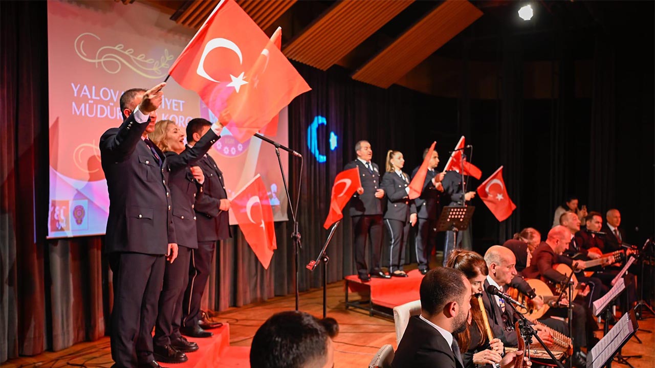 Yalova Polis Korosu Konser Il Emniyet (1)