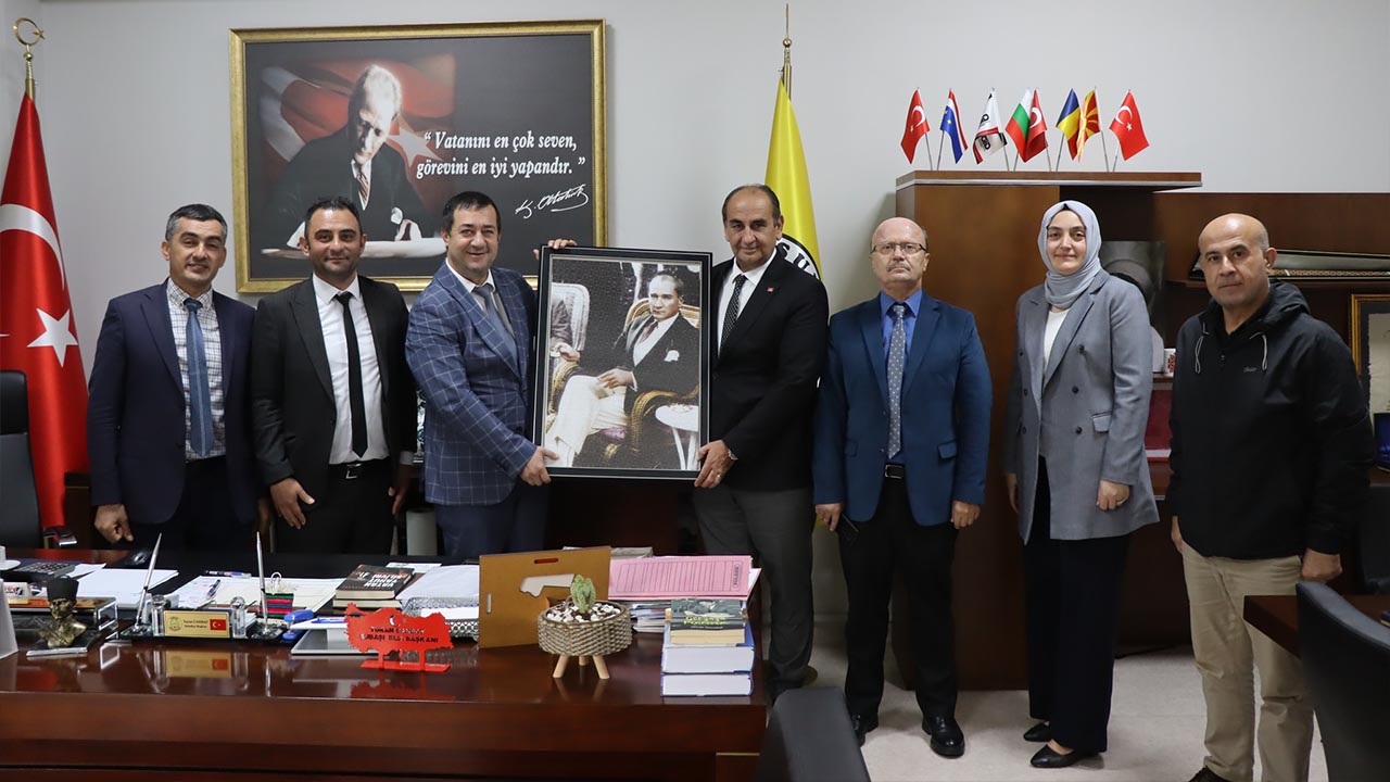 Yalova Subasi Altinova Mudurler Baskani Ziyaret Etti (2)