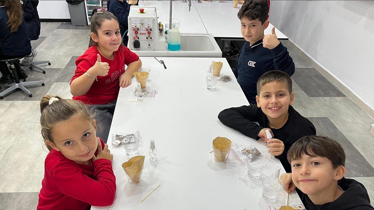 Yalova Ted Kolej Fen Bilim Ders Parfum Yapma Uygulama Egitim (2)