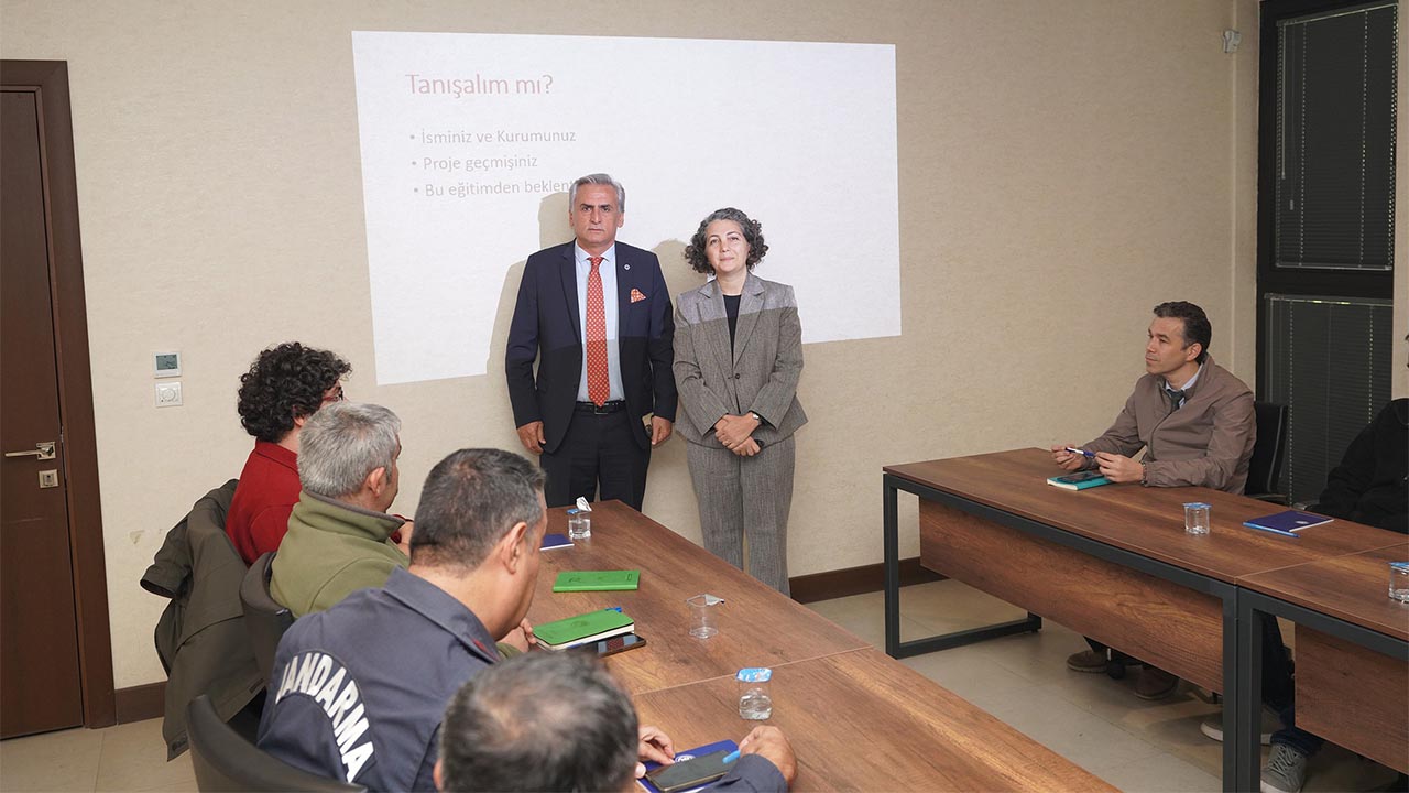 Yalova Ticaret Sanayi Odasi Kamu Kurumlari Proje Egitim Akademi Kuru Baskan (1)