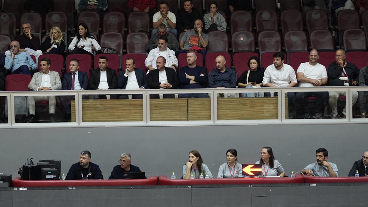 Yalova Turkiye Basketbol Ikinci Lig Ciftlikkoy Belediyespor Aksihar Galibiyet (2)
