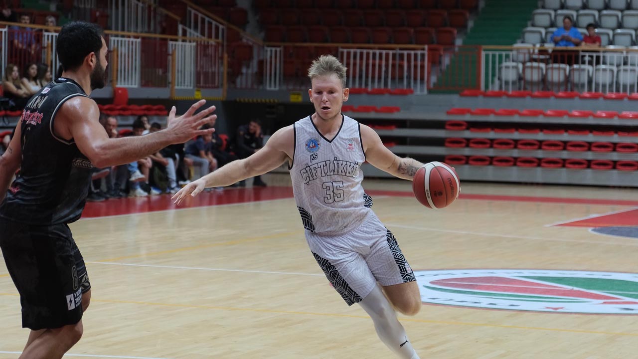 Yalova Turkiye Basketbol Ikinci Lig Ciftlikkoy Belediyespor Aksihar Galibiyet (6)