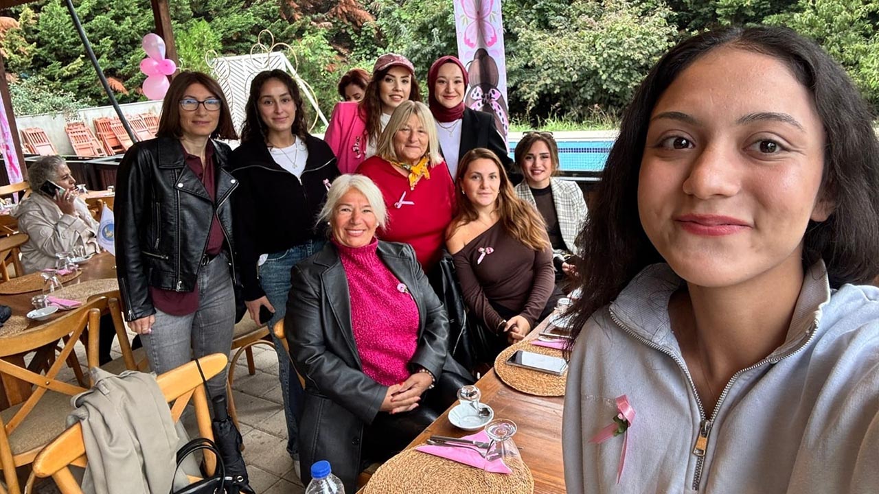 Yalova Turkiye Universiteli Kadinlar Dernek Sube Kahvalti Etkinlik Busiyer Meme Kanser (8)-1