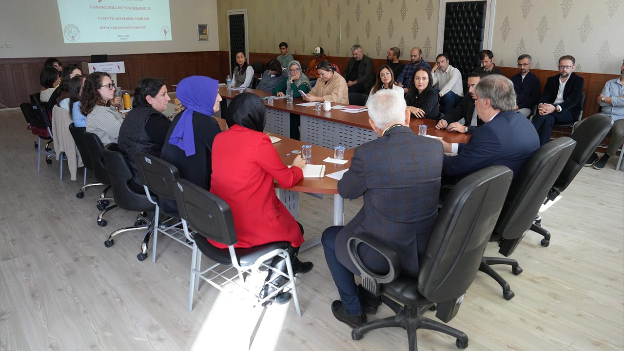 Yalova Universite Yabanci Diller Yuksekokul Akademik Kurul Toplanti (1)