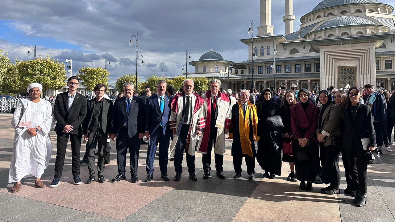 Yalova Universitesi Akademi Acilis Program Cumhurbaskani Rektor (1)