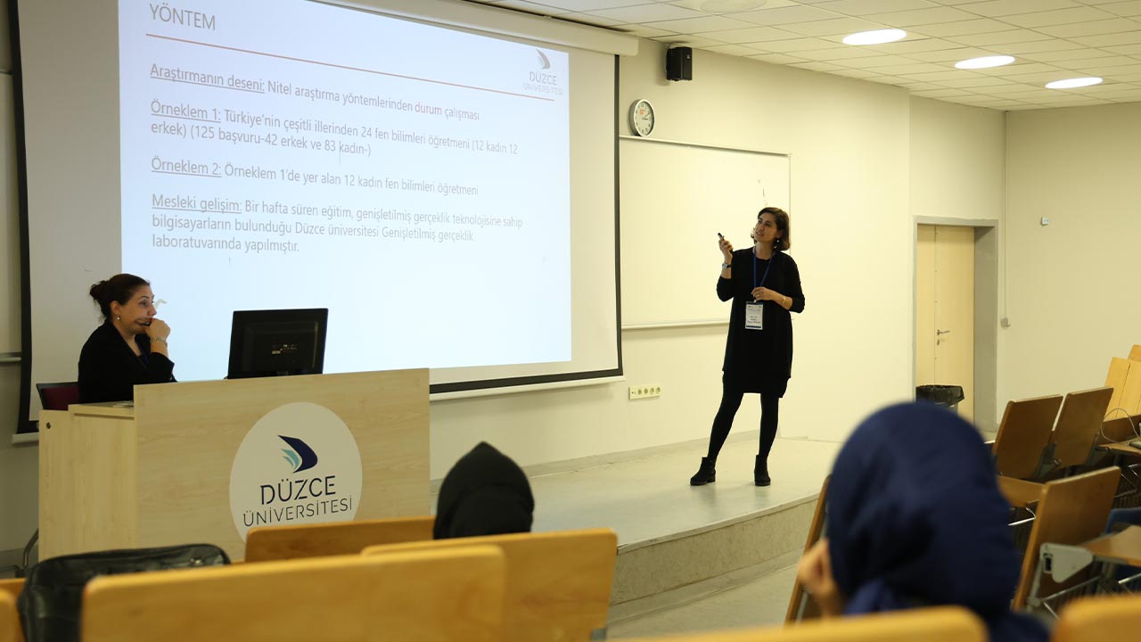 Yalova Üniversitesi’de Uluslararası Sempozyumda Yer Aldı (3)