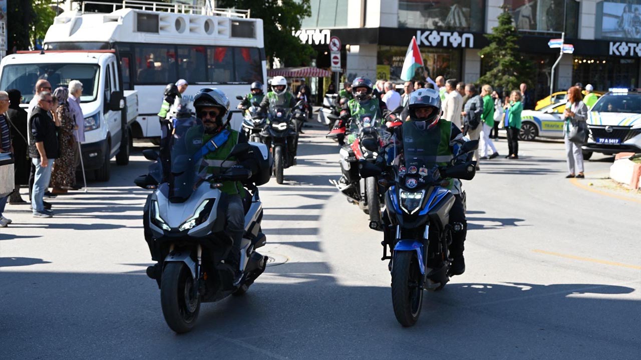 Yalova’da Serebral Palsi Farkındalığı İçin Motosikletli Kortej Düzenlendi (5)