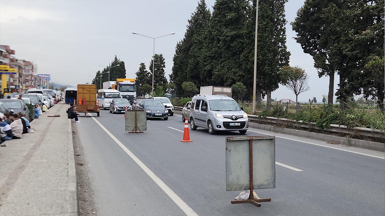 Yol Çalışması Yalova İzmit Trafiğini Kilitledi (2)