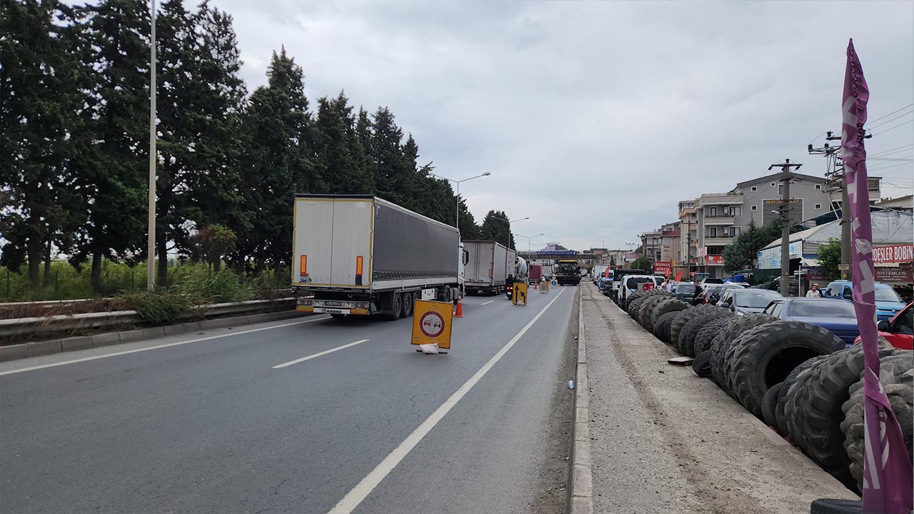 Yol Çalışması Yalova İzmit Trafiğini Kilitledi (3)