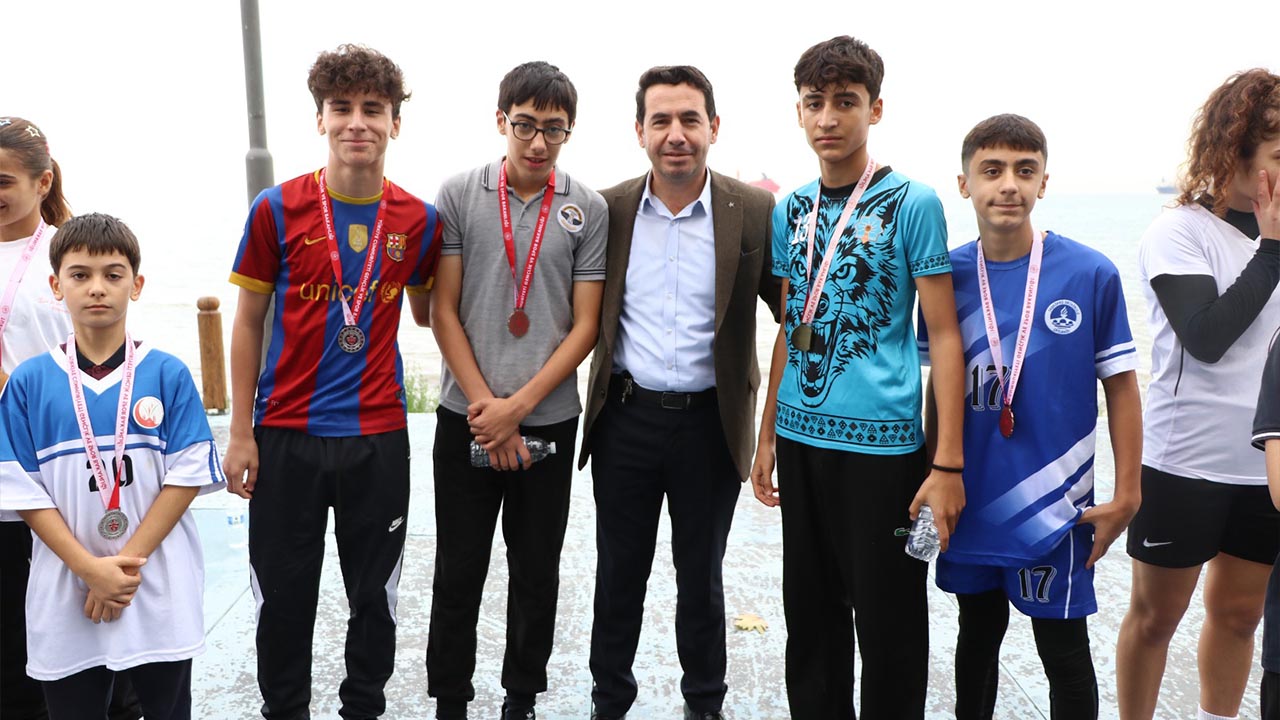 Çiftlikköy’de Cumhuriyet Koşusu Heyecanı Yaşandı (8)