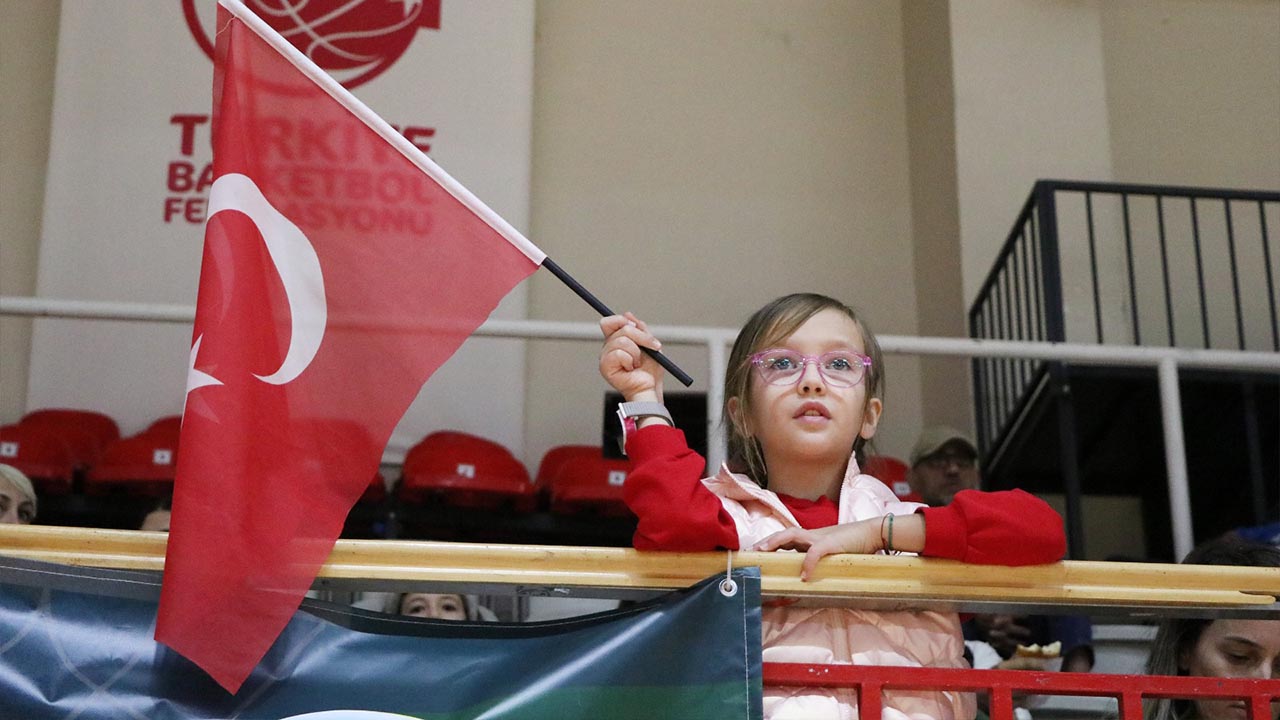 Çiftlikköy’ün Sultanları ‘Es’ Vermedi (3 0) (9)