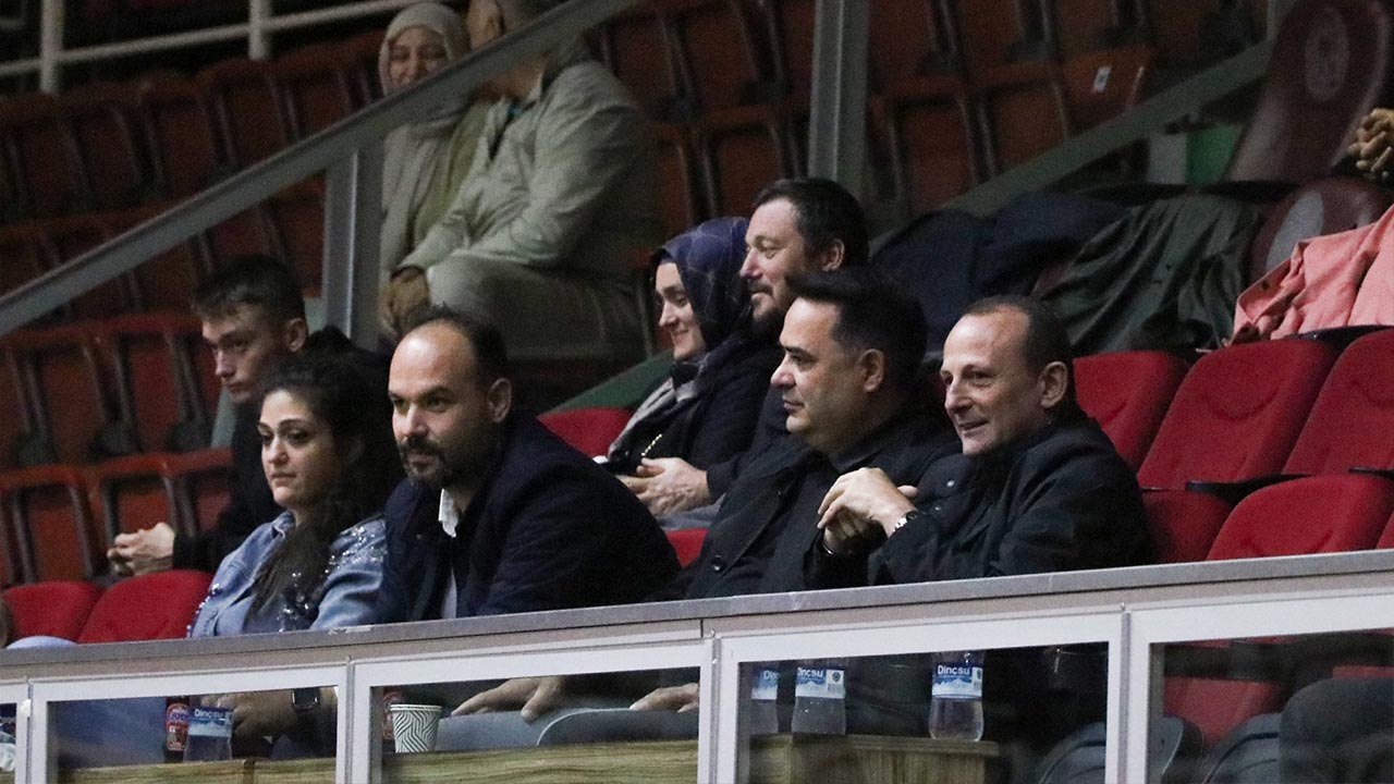 Çiftlikköy’ün Sultanları Mg’ye Şans Vermedi (3 0) (1)
