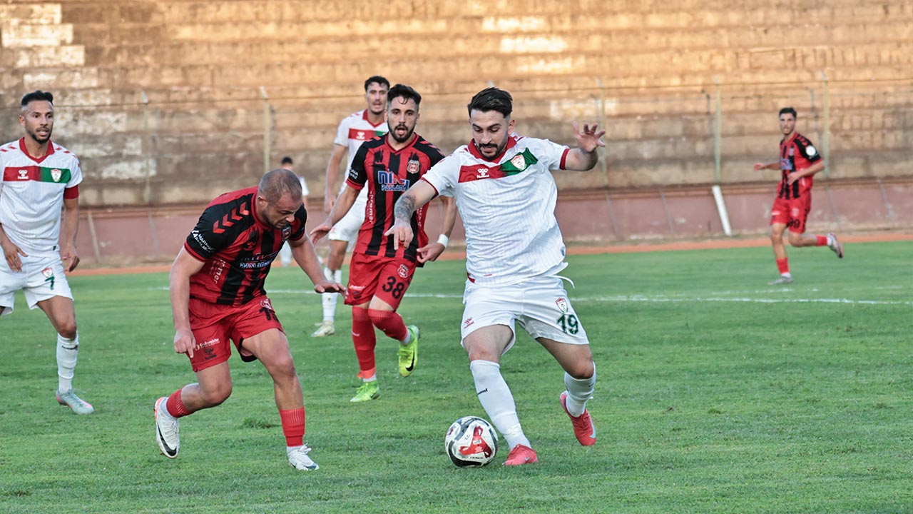 Kupa Fatihi Bulvar’ı Ağırlıyor (2)