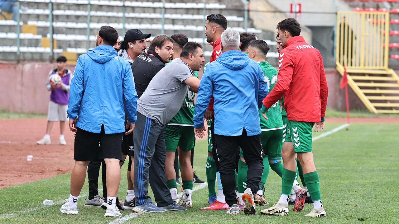 Yalova Fk’da Şok Fatih Akyel İstifası (3)