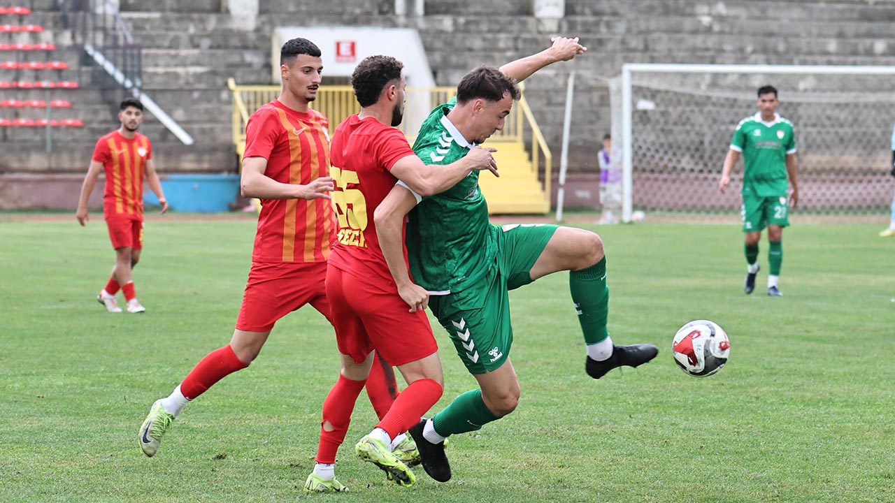 Yalova Futbol Nesine Şampiyon Yalçın Oruç Başkan (4)