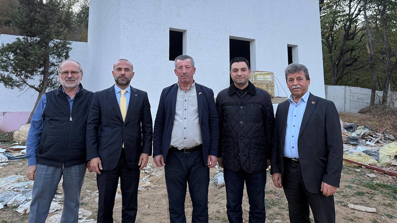 Ak Parti İl Teşkilatından Laledere Köyü’ne Ziyaret (1)