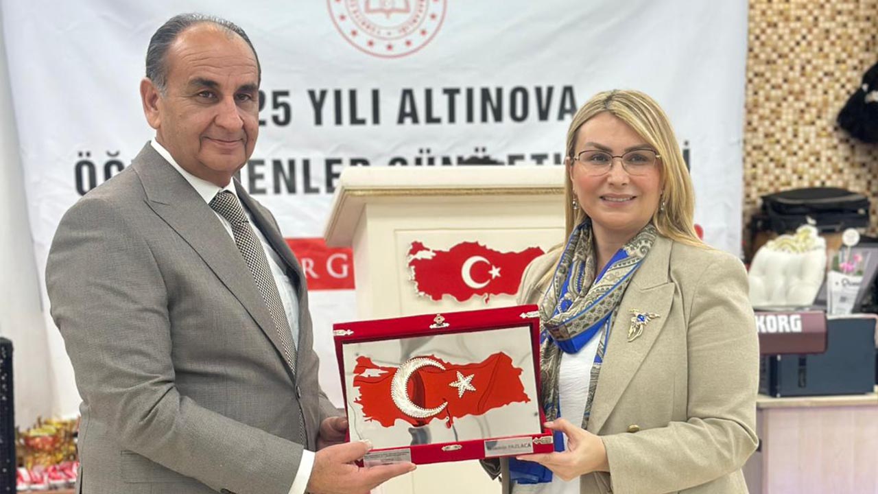 Altınova’da Öğretmenlere Özel Gece (5)