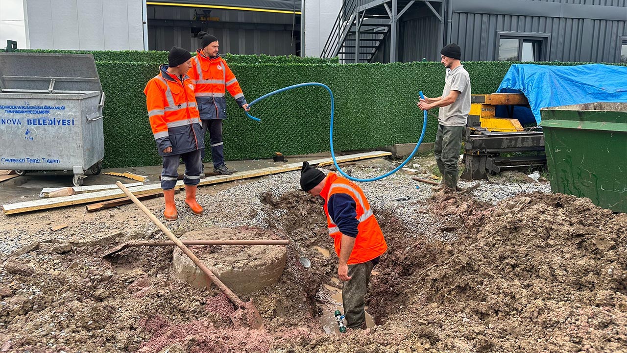 Çavuşçiftliği Köyü’nde İçme Suyu Hattı Yenilendi (2)