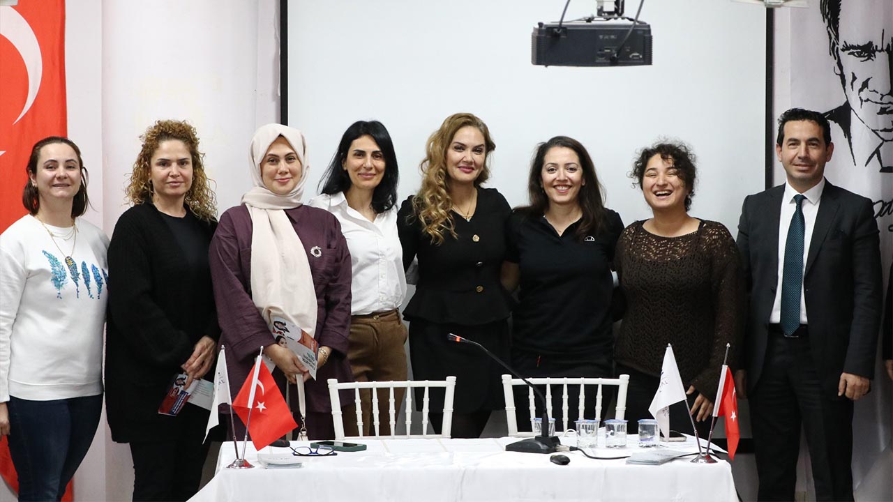 Çiftlikköy’de Dr. Lafçı Medikal Estetiğin Püf Noktalarını Anlattı (5)