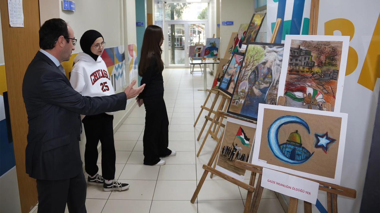 Gazze Temalı Sergi Duygulandırdı (2)