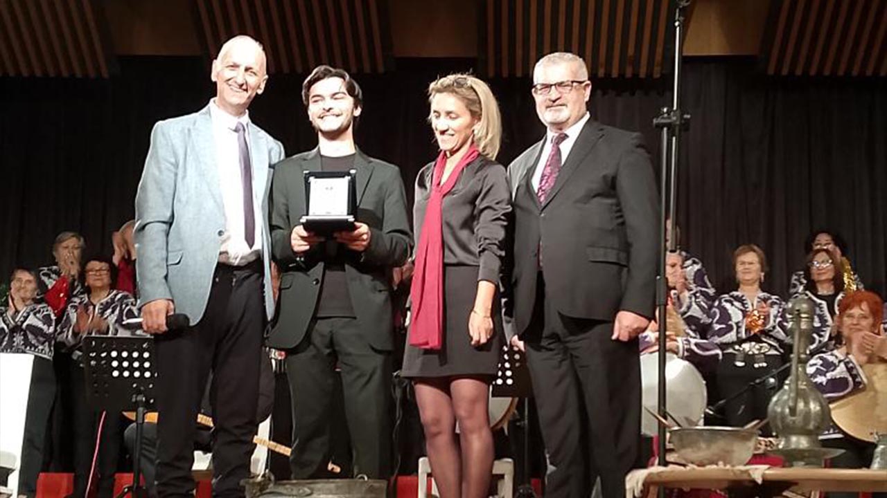 Gençleşen Türkülerden Muhteşem 15. Yıl Şöleni (3)