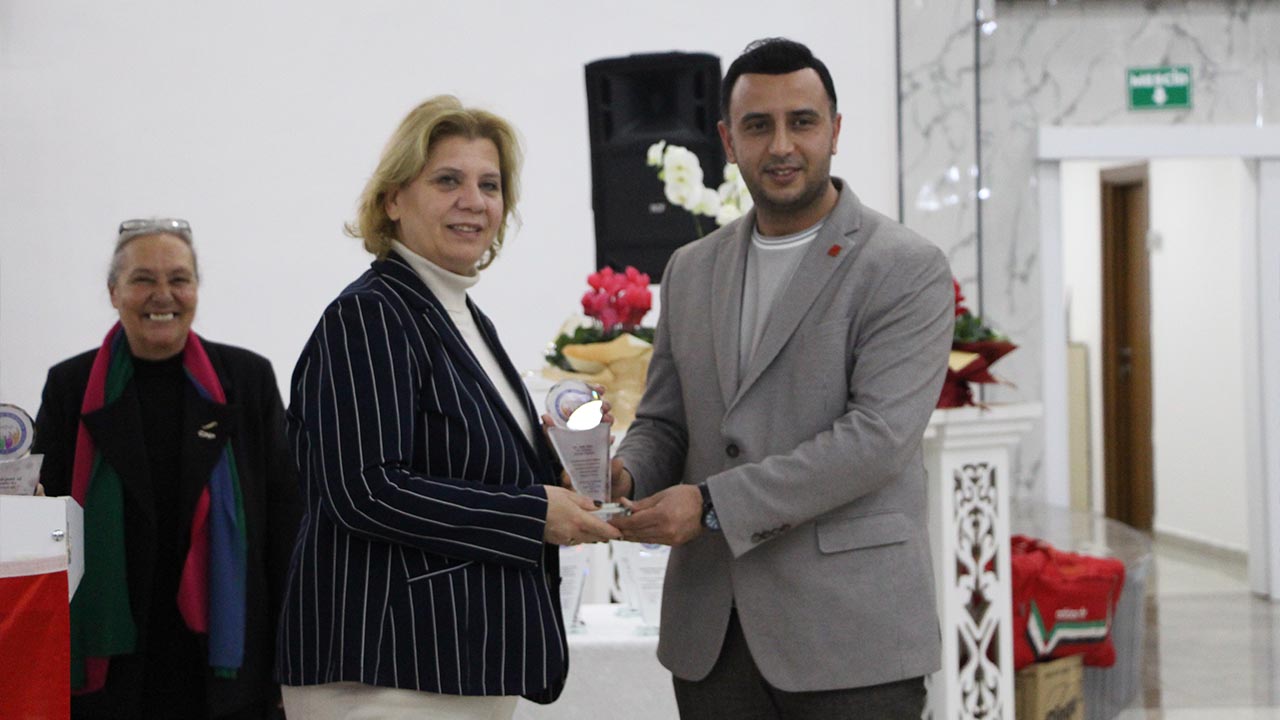 Akciğer Kanseri Farkındalığı İçin Kahvaltı Ve Söyleşi Etkinliği Düzenlendi (11)