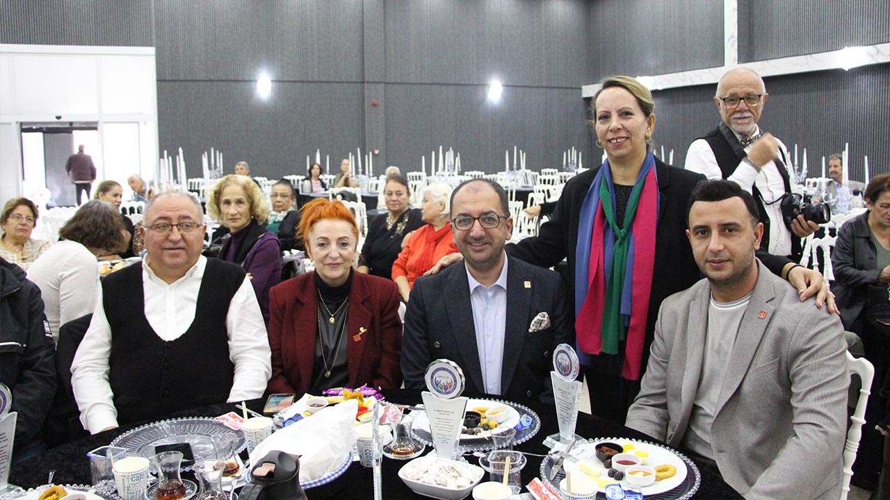 Akciğer Kanseri Farkındalığı İçin Kahvaltı Ve Söyleşi Etkinliği Düzenlendi (14)