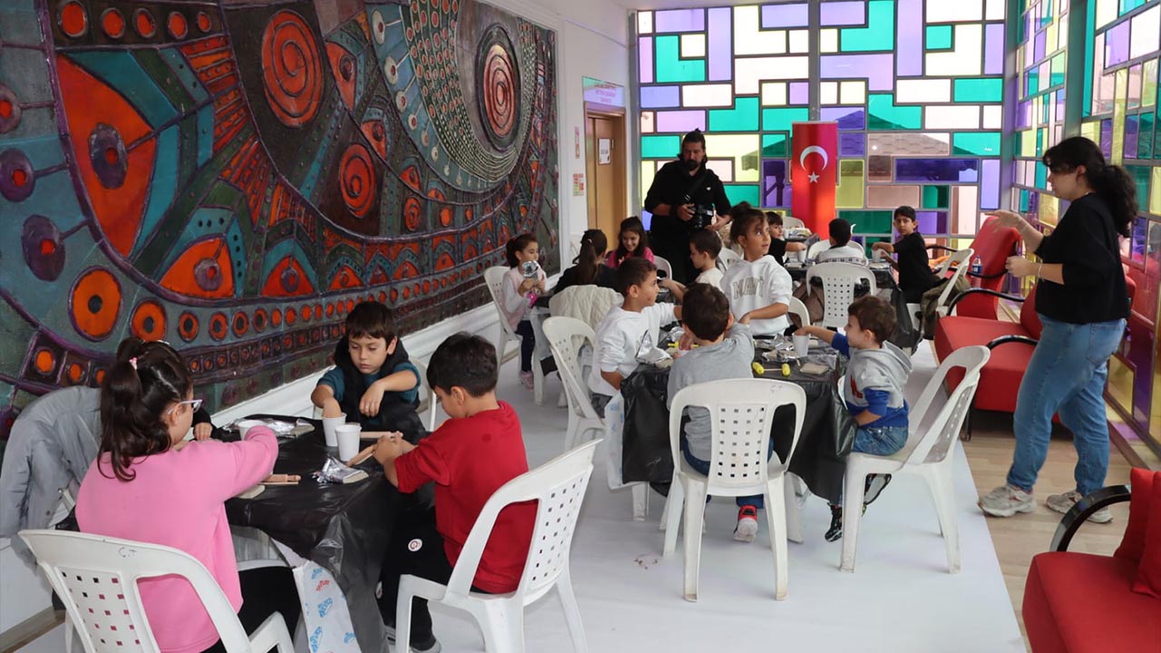 Mi̇ni̇kler Ara Tati̇li̇ Dolu Dolu Geçi̇rdi̇ (4)