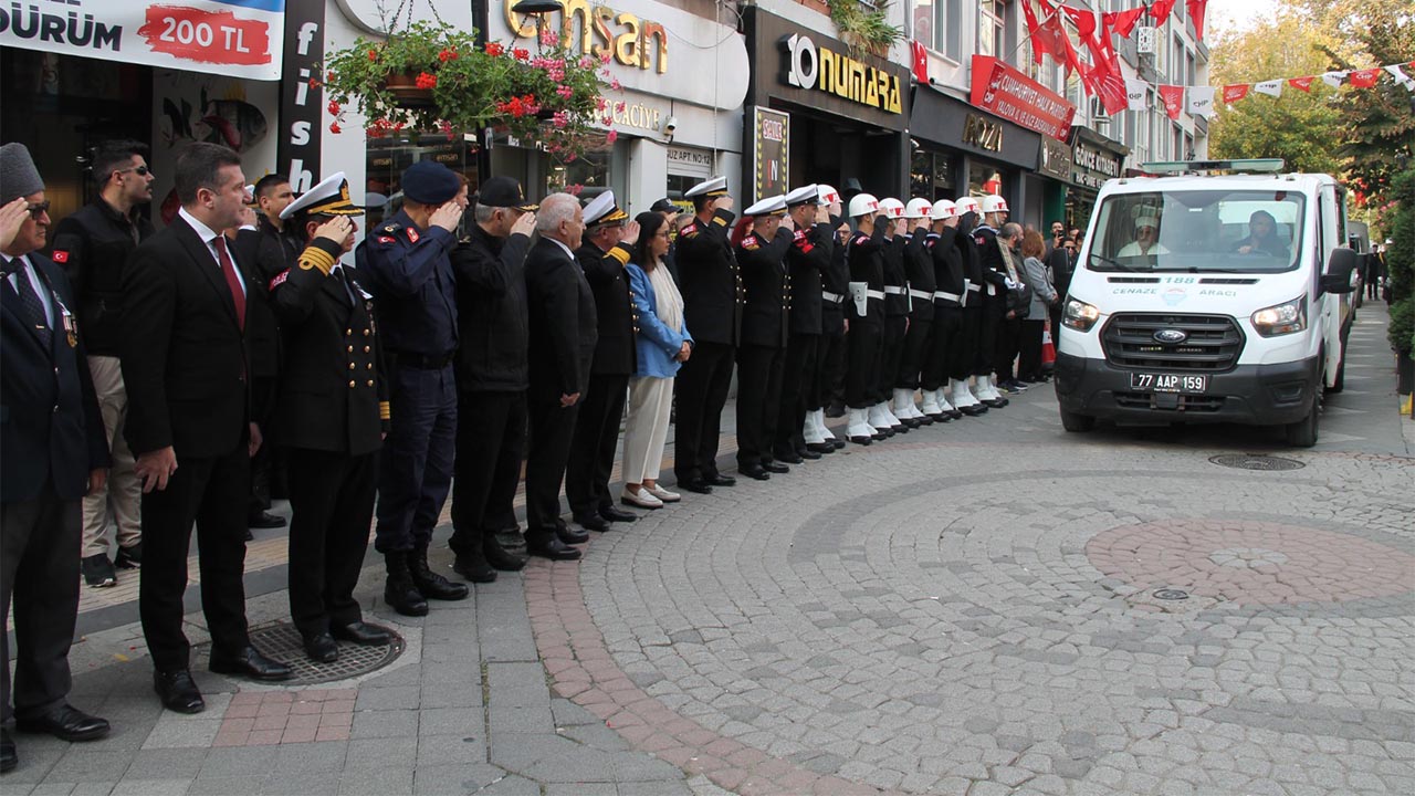 Yalova Istanbul Hastane Yasam Mucadele Kibris Gazi Olum Askeri Toren (1)