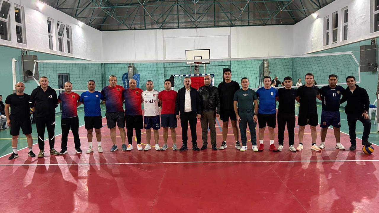 Yalova Armutlu Kaymakamlik Voleybol Turnuva (2)