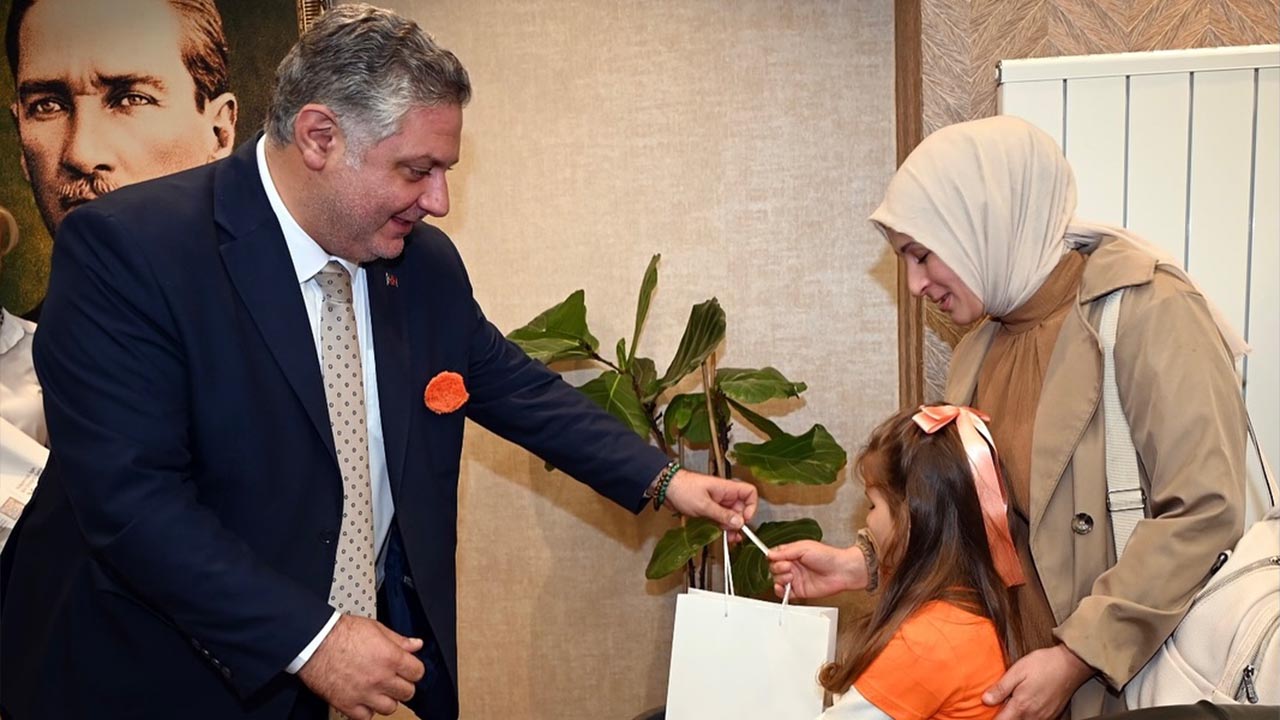 Yalova Bursa Losemili Cocuklar Vakfi Losev Belediye Baskan Gorusme (3)