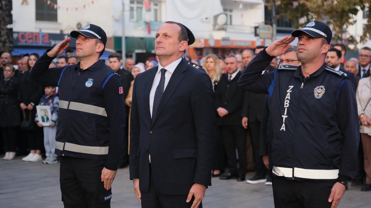 Yalova Ciftlikkoy Belediye Ataturk 10 Kasim Anma Program (5)