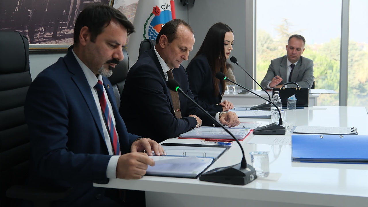 Yalova Ciftlikkoy Belediye Kasim Olagan Meclis 2026 Yil Butce (2)