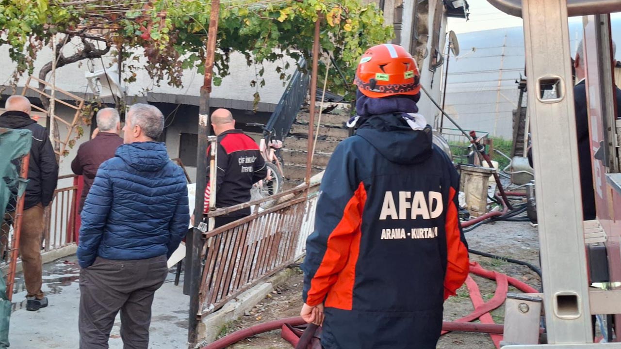 Yalova Ciftlikkoy Sultaniye Yangin Afad Itfaiye Sondurme (4)